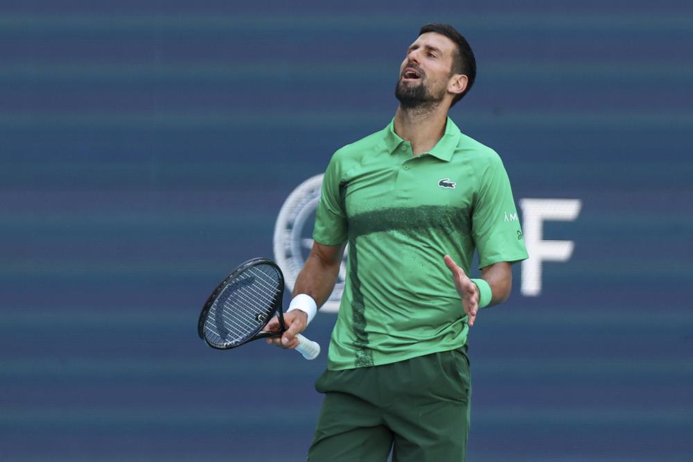 库尔图瓦：当下我肯定是最佳门将之一；没感觉更衣室关系不好